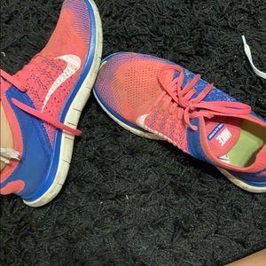Running shoes